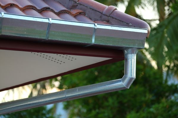 Metal Gutter Repair in Clearwater